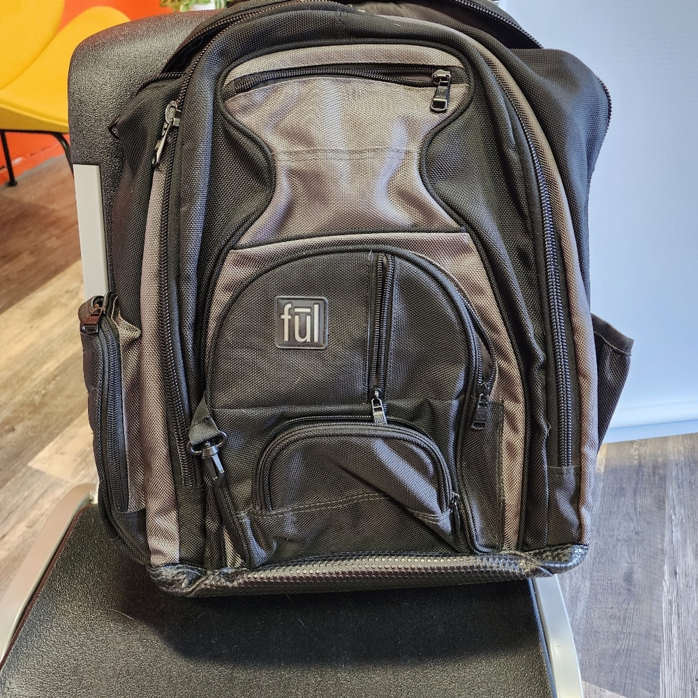 Ful Backpack For @Helloworld102 - image 1
